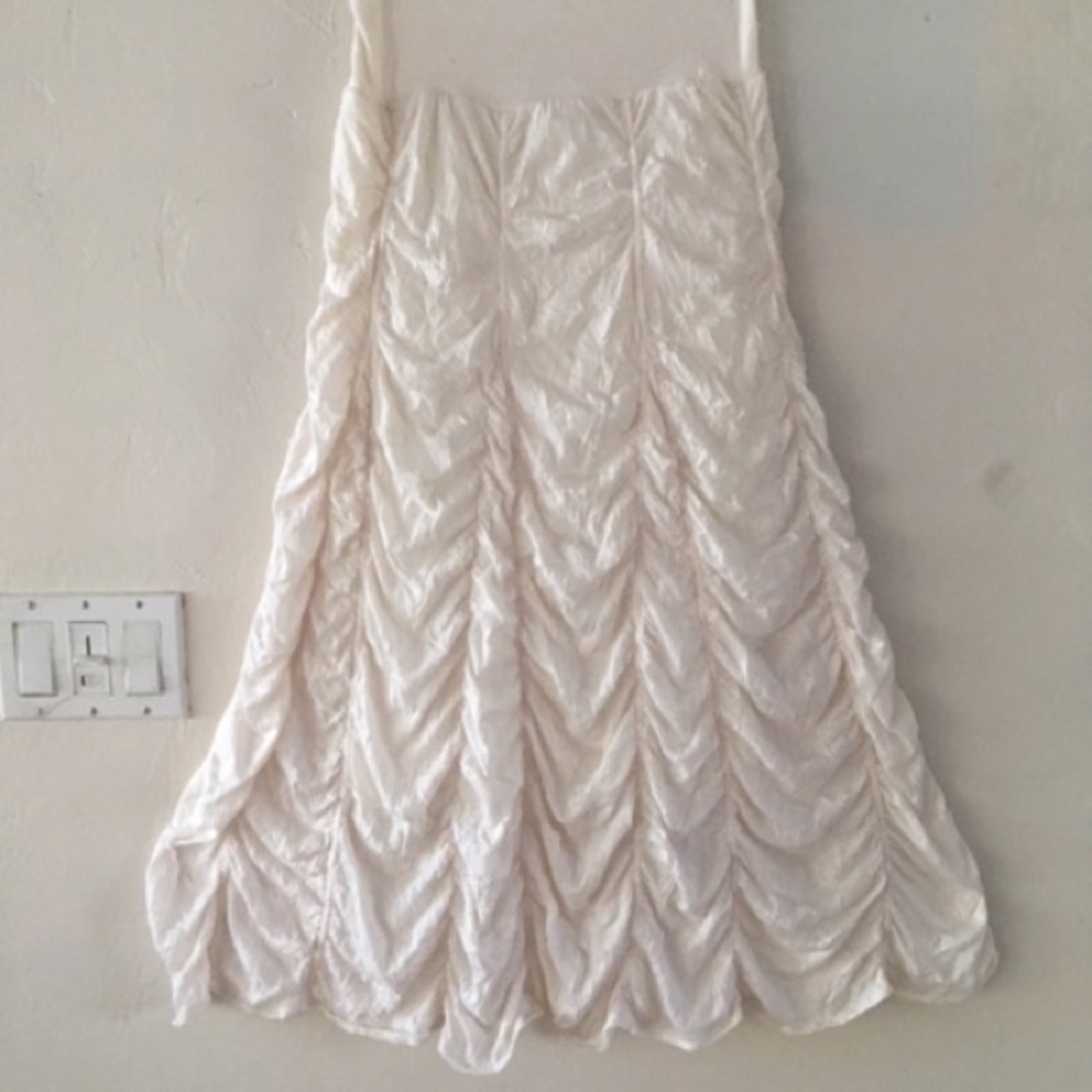 Long flowy Boho skiirt.